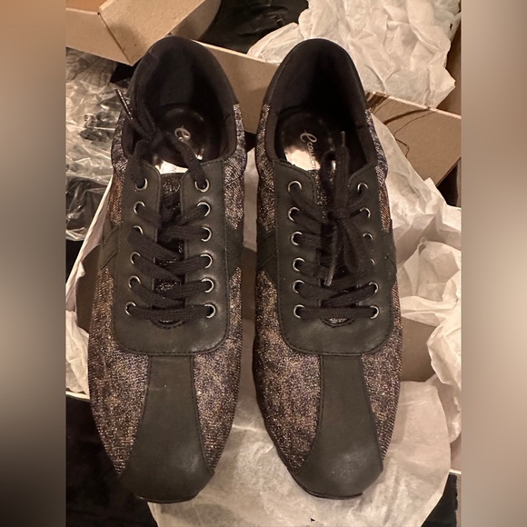 New Cheetah Print Glitter Tennis Shoes NWOT | size 8.5| silver and gold - Picture 2 of 4